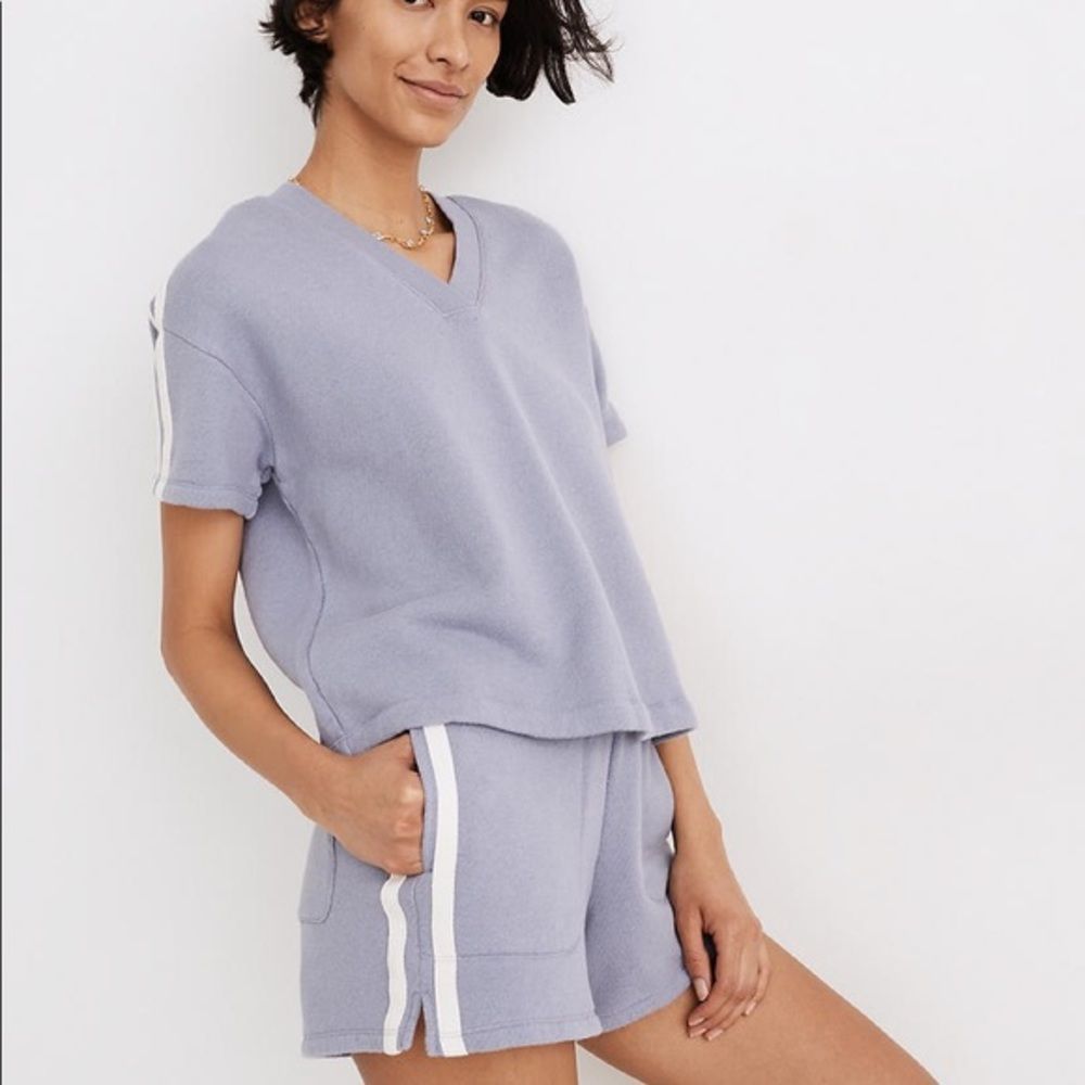 MWL Airyterry V-Neck Sweatshirt Tee: Varsity-Striped Edition L